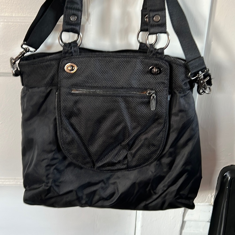 Baggallini Essential Laptop Tote